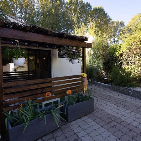 Studio Dans Le Luberon Céreste Kültér fotó