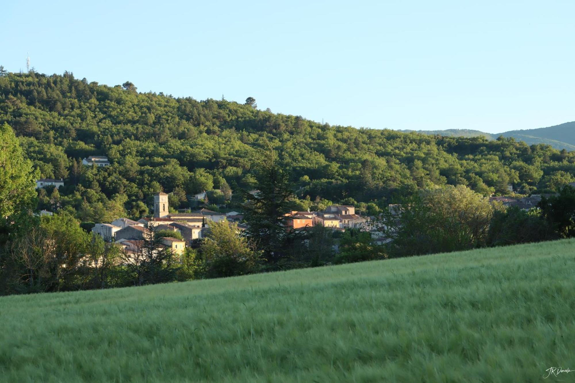 Studio Dans Le Luberon Céreste Kültér fotó